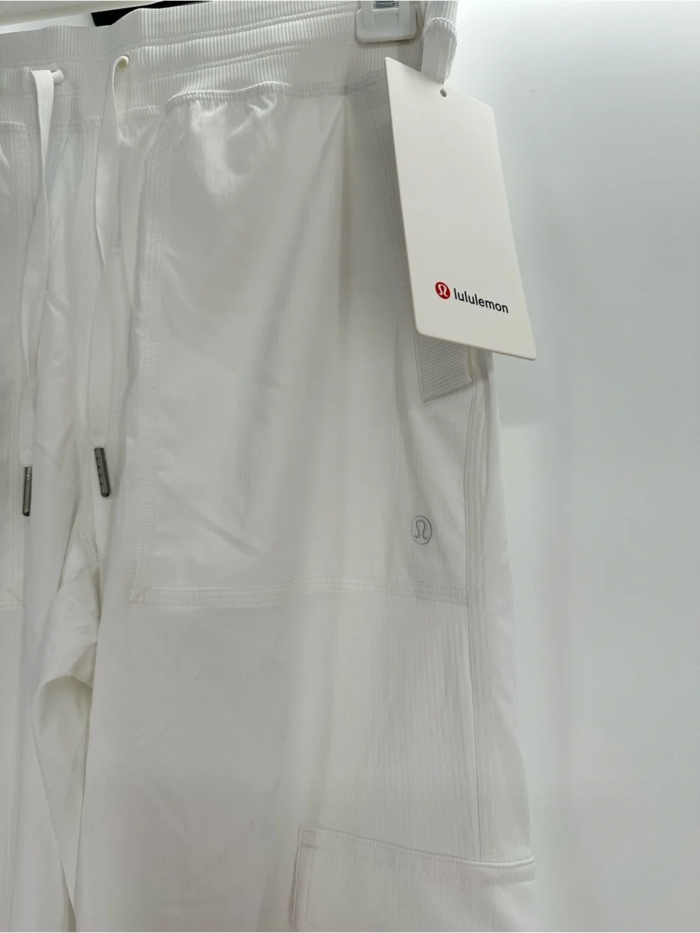 NWT Lululemon Dance Studio Relaxed-Fit Mid-Rise Cargo Pant White Size Small